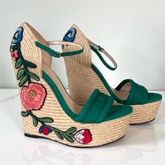 AUTHENTIC GUCCI FLORAL WEDGE ESPADRILLES - Picture 8 of 14